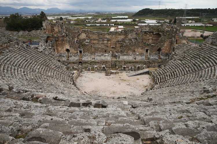 Perge Antik Kenti